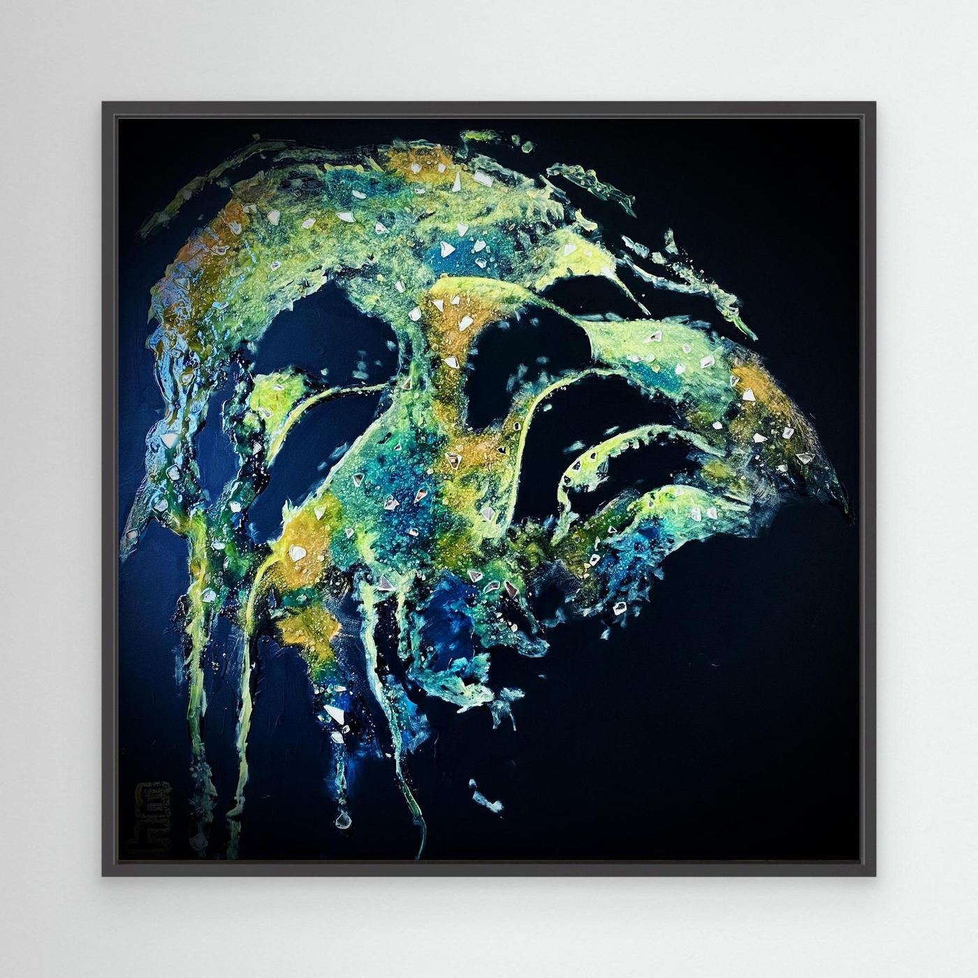 HM-ART1532- Your Ocean Green mask only weeps in the dark
