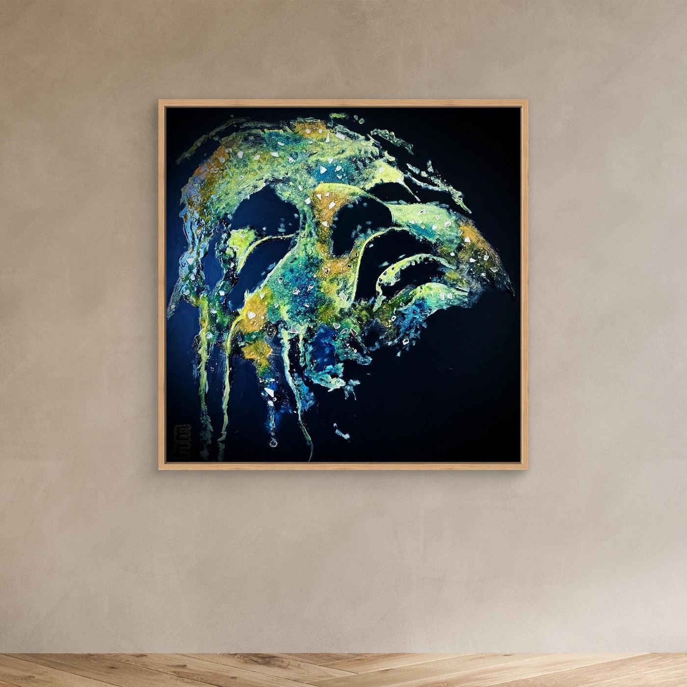 HM-ART1532- Your Ocean Green mask only weeps in the dark