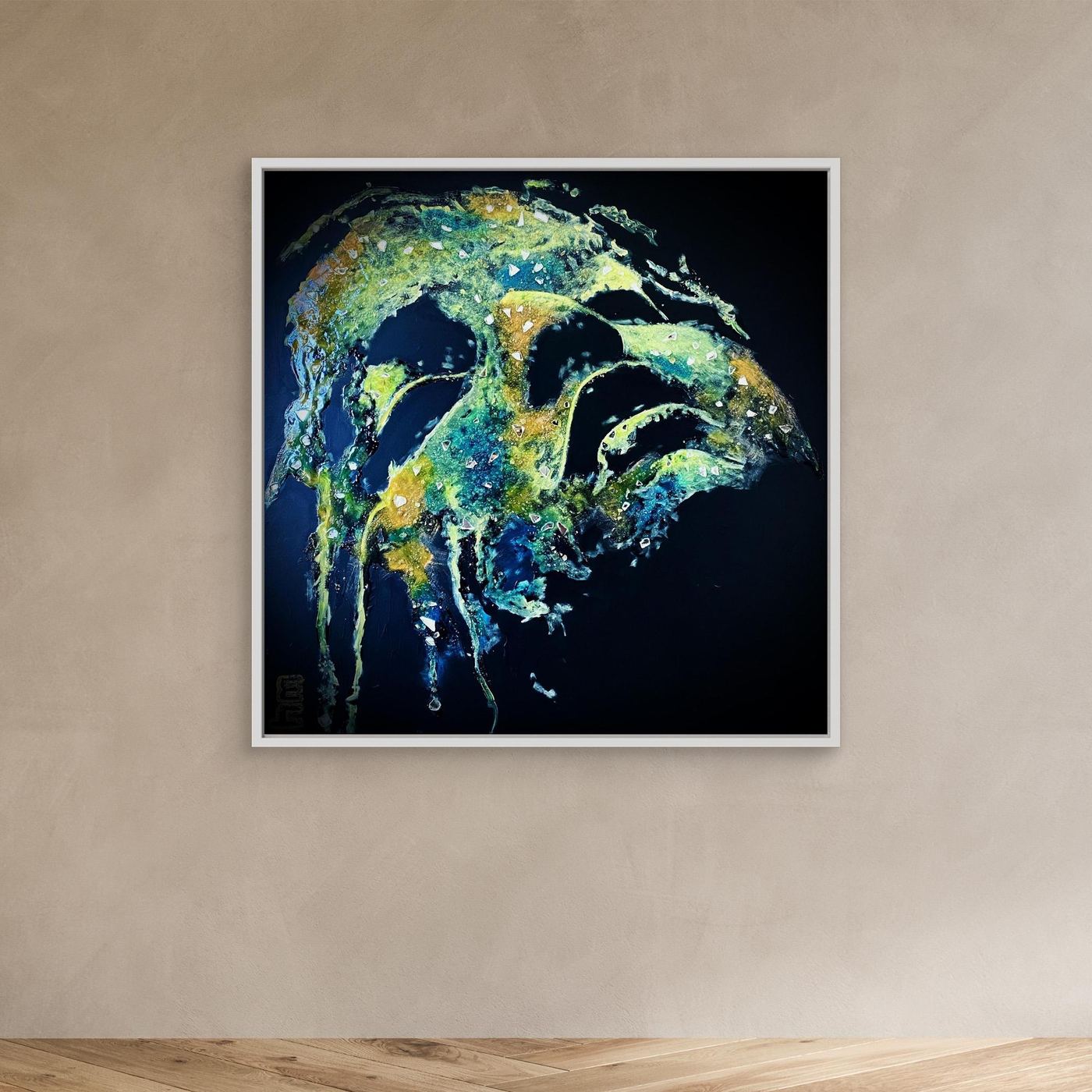HM-ART1532- Your Ocean Green mask only weeps in the dark