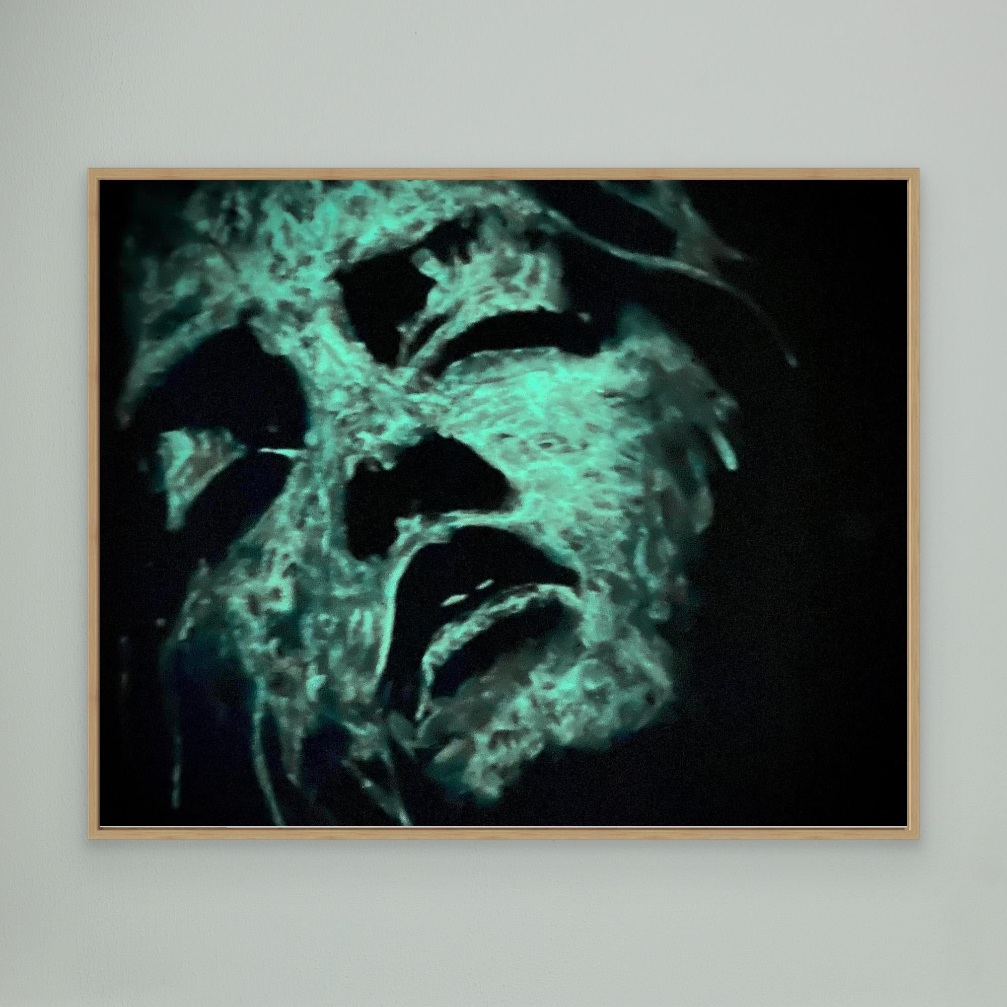 HM-ART1542A- Blue in the shadow- Fluorescent